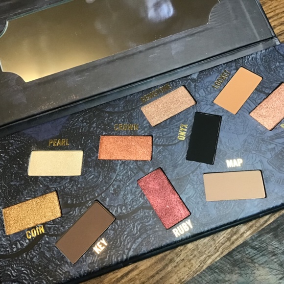 Pinky rose “bright lights” eyeshadow pallet, bnib - Picture 8 of 14